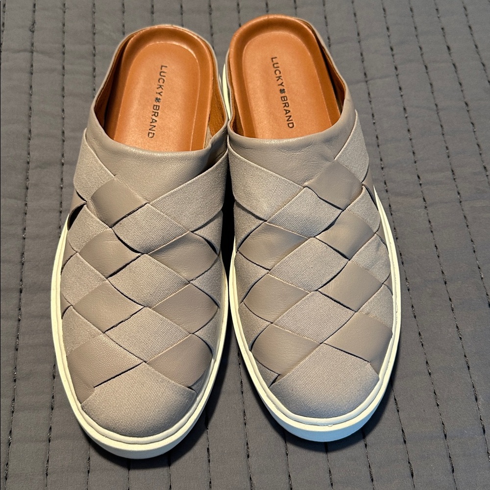 Lucky Brand Killian Grey Chinchilla Woven Canvas Slides - Womens Size 10M. - Picture 4 of 9